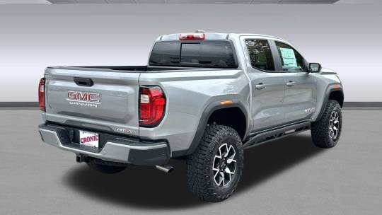 2024 GMC Canyon