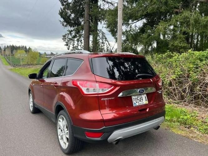 2014 ford escape titanium sport utility 4d in charbonneau, oregon