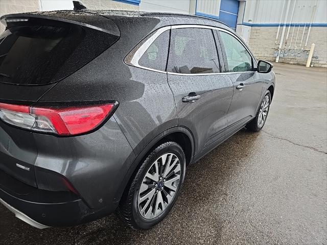 2020 ford escape titanium