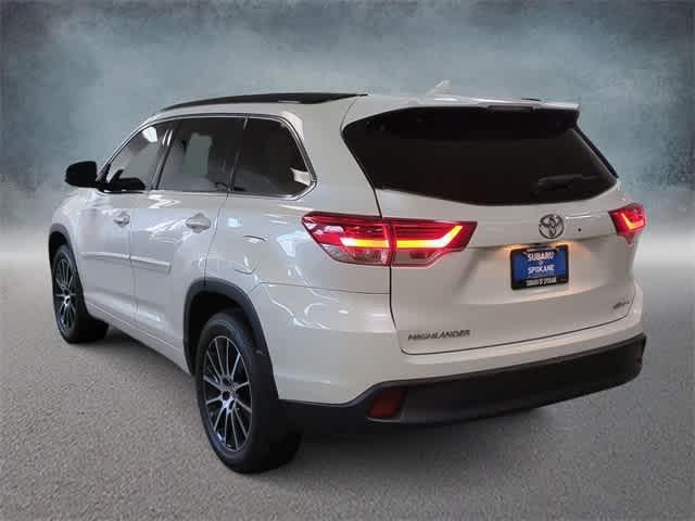 2018 toyota highlander se