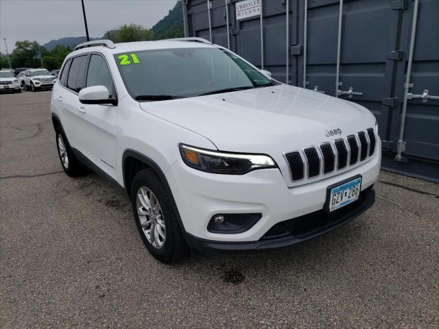 2021 jeep cherokee latitude lux