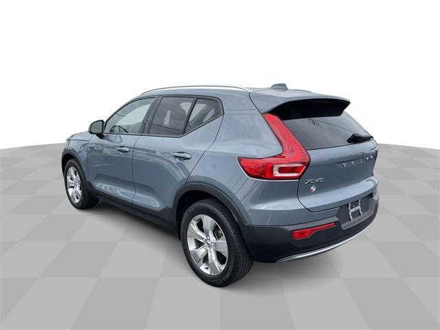 2021 volvo xc40 t5 momentum