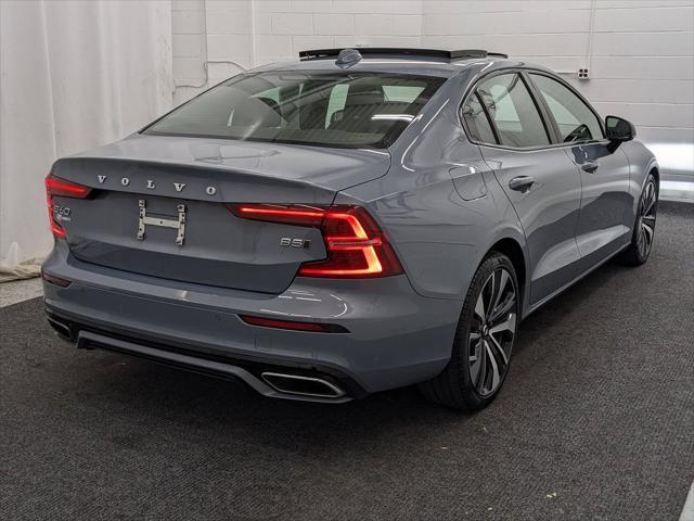 2022 volvo s60 t5 momentum