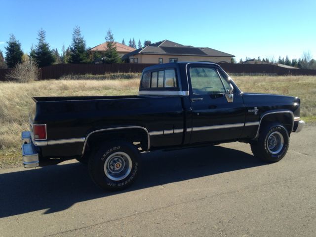 1985 chevy short bed 4x4 rust free factory black
