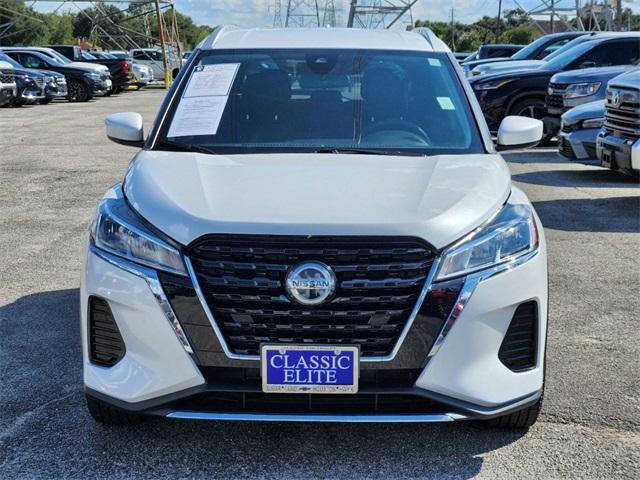 2021 nissan kicks sv
