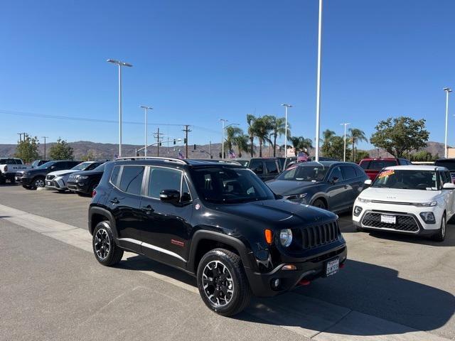 2023 jeep renegade trailhawk