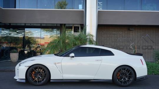 2017 Nissan GT-R