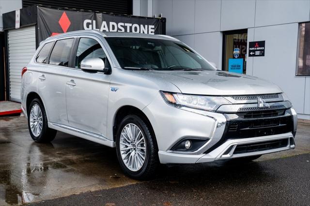 2022 mitsubishi outlander phev le