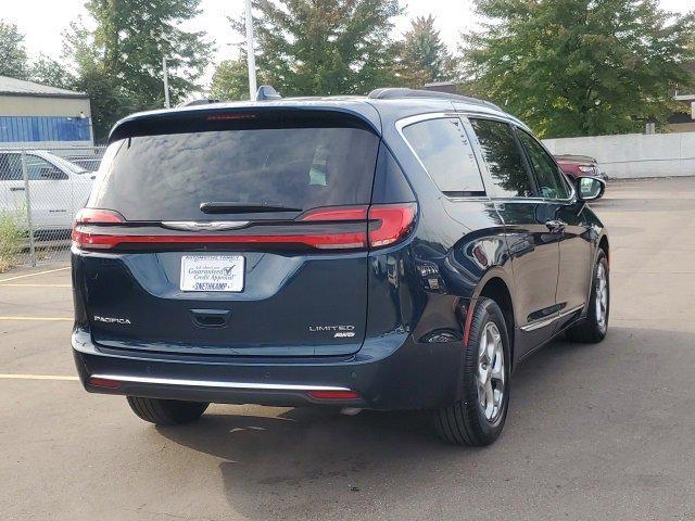 2022 chrysler pacifica limited