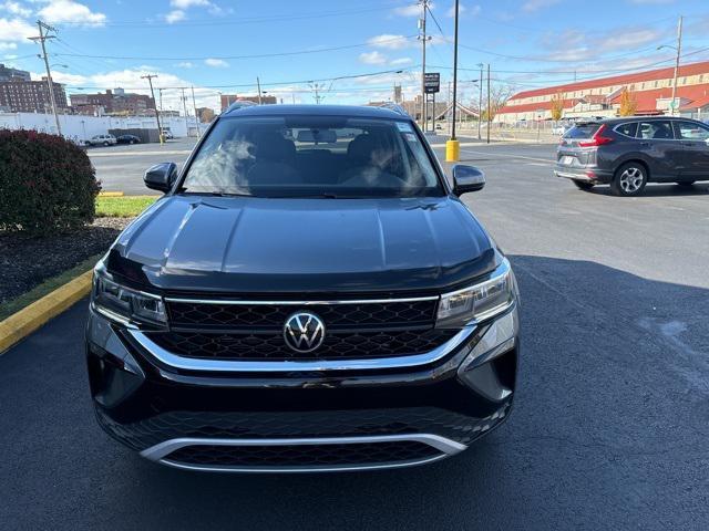 2022 volkswagen taos 1.5t se