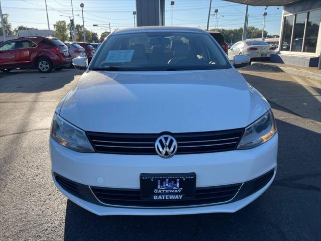 2014 volkswagen jetta auto se w/connectivity