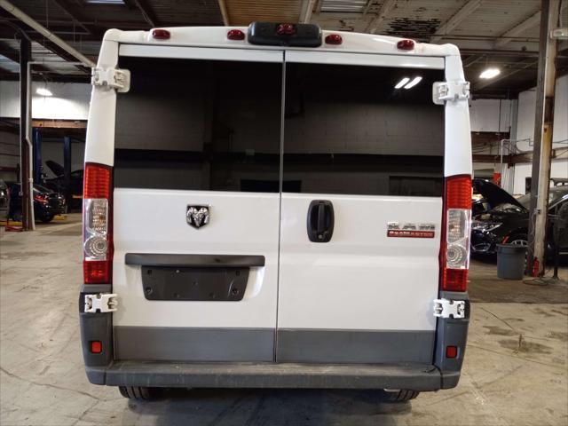 2016 ram promaster 1500 low roof