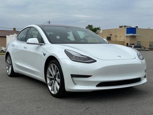 2018 tesla model 3 in saint louis, missouri