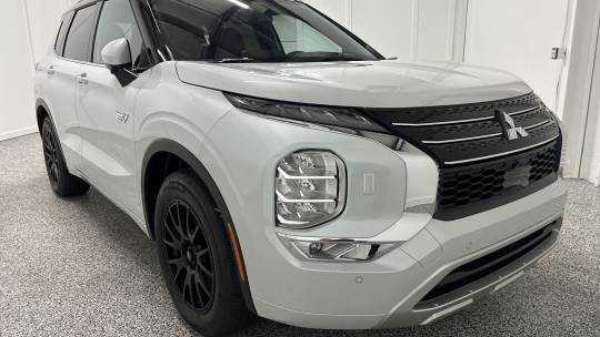 2025 Mitsubishi Outlander