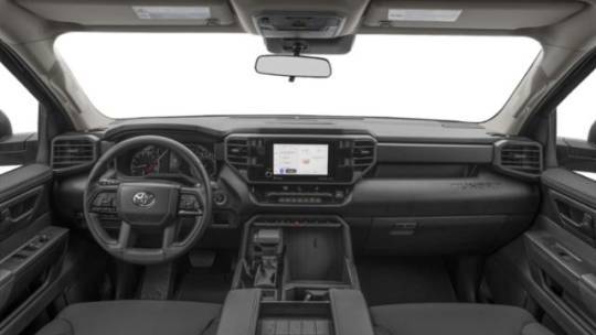 2025 Toyota se