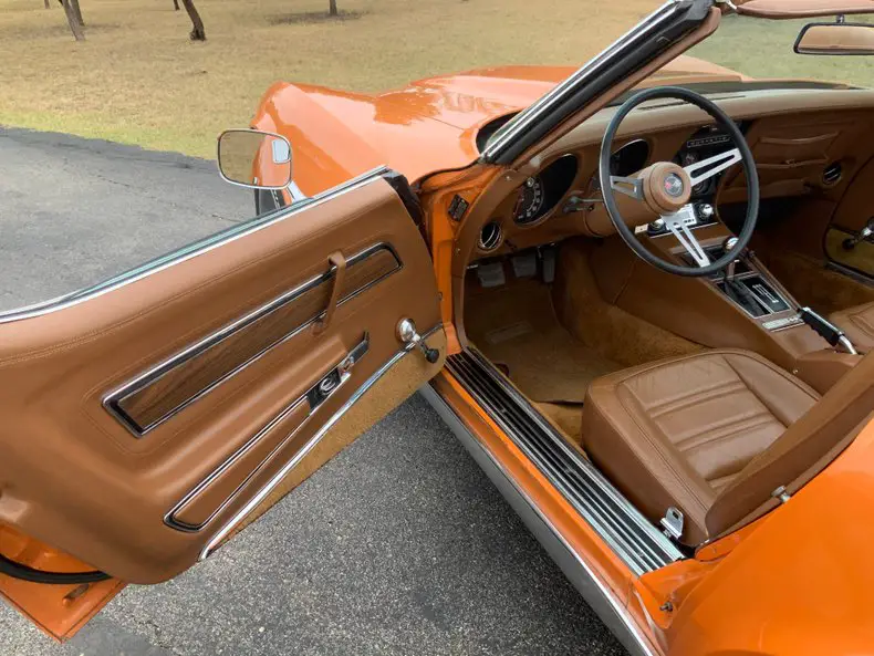1973 chevrolet corvette 42k miles, convertible with both tops, #'s match, 42139