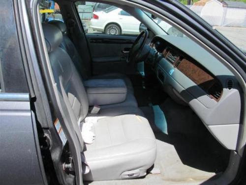 2001 lincoln towncar signature in massachusetts