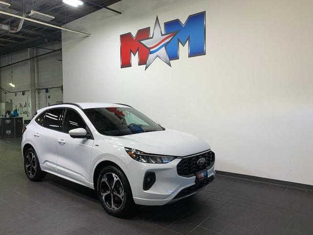2023 ford escape st-line select