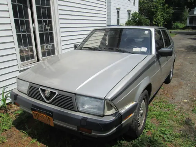 1987 alfa romeo milano platinum sedan 4-door 2.5l