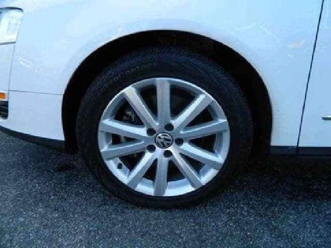 2010 volkswagen passat sedan komfort in bay shore, ny