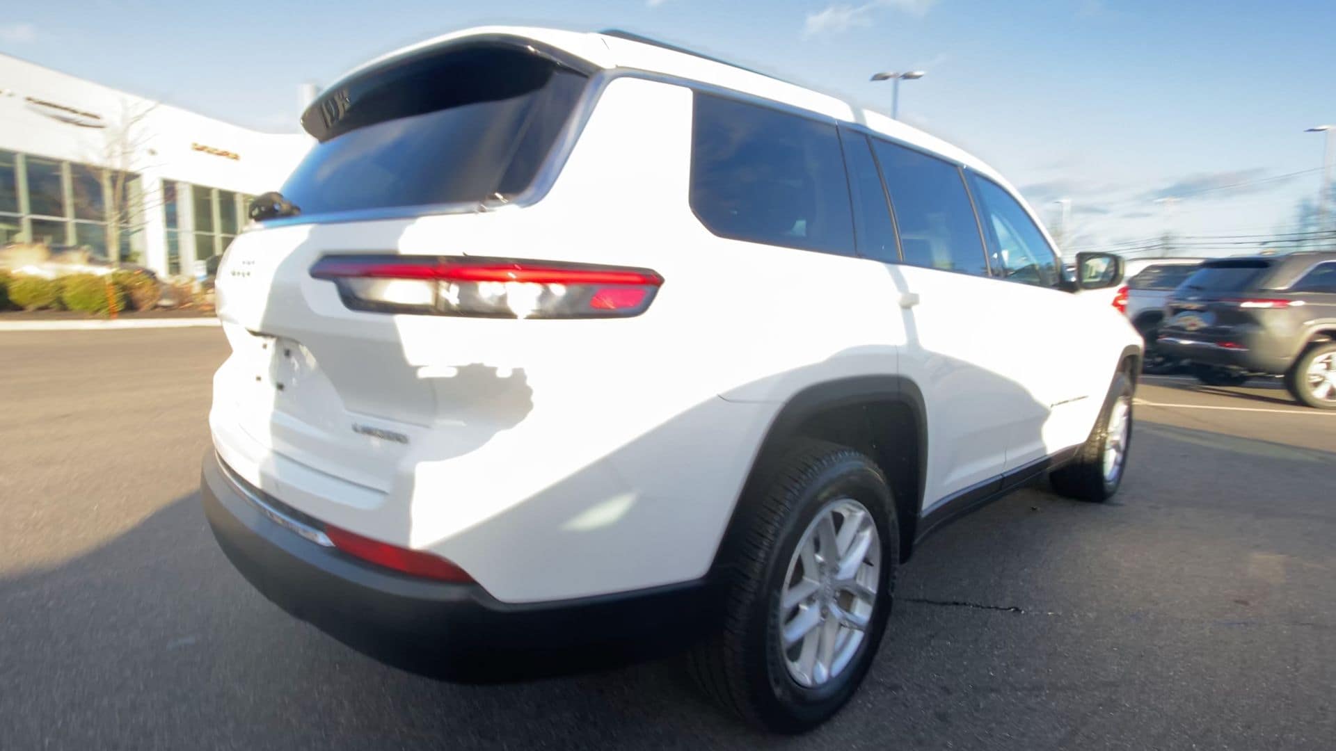 2021 jeep grand cherokee l laredo