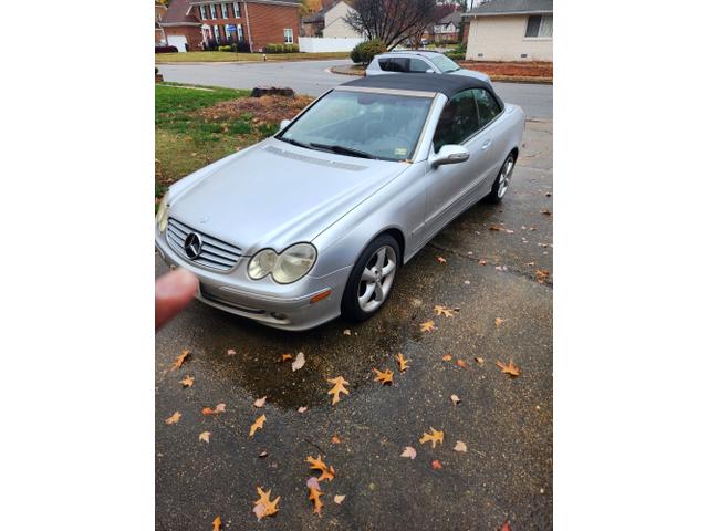 2005 mercedes-benz clk-class 320 cabriolet