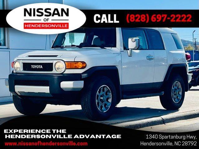 2012 toyota fj cruiser base