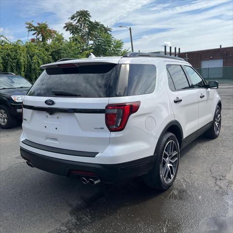 2019 ford explorer sport