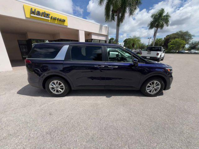 2024 kia carnival lx