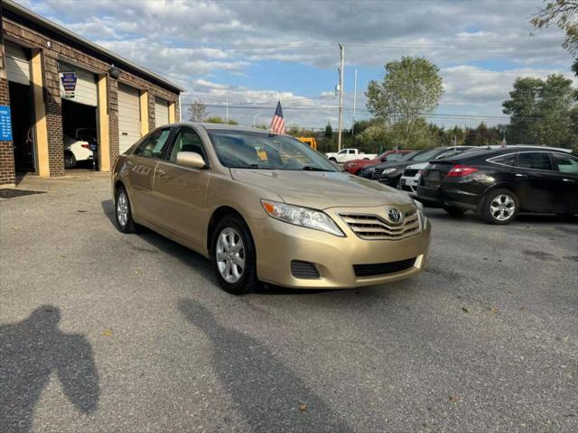 2011 toyota camry le