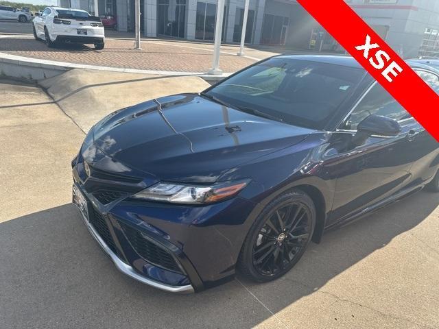 2022 toyota camry xse
