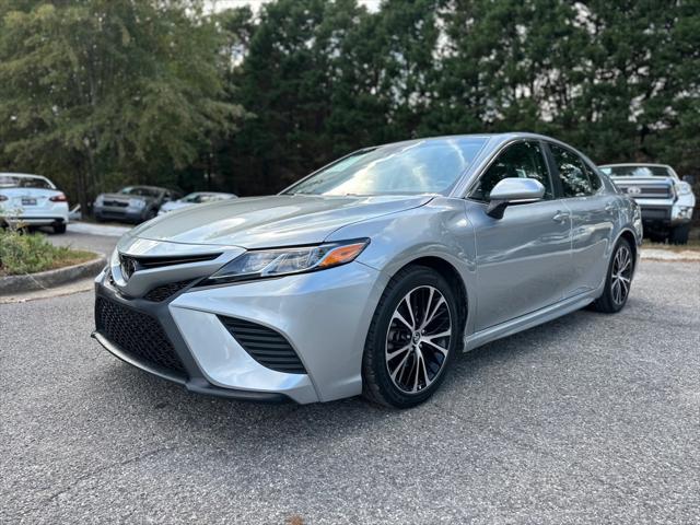 2018 toyota camry se