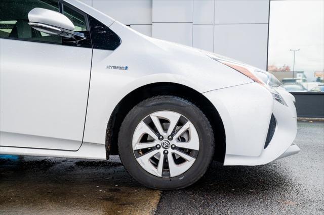 2018 toyota prius two eco