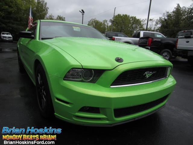 2014 ford mustang v6