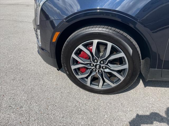 2022 cadillac xt5 sport