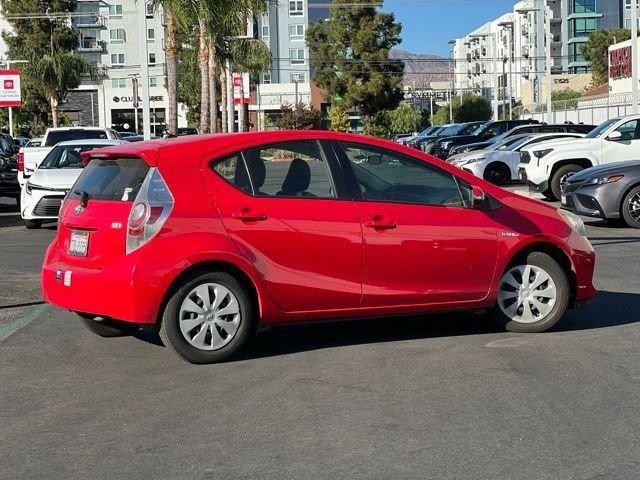 2014 toyota prius c
