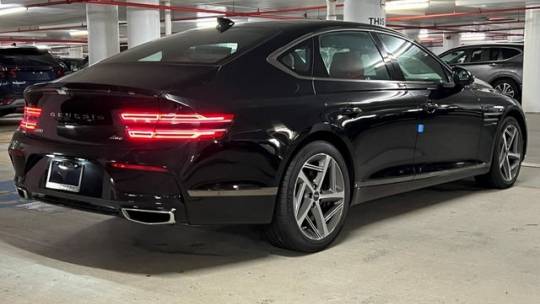 2024 Genesis G80