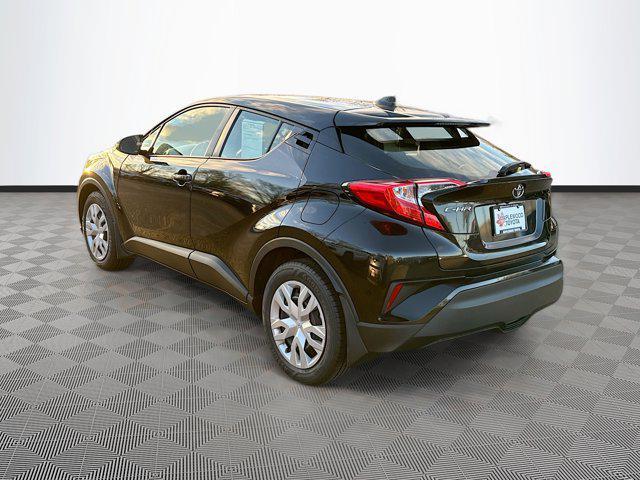 2021 toyota c-hr le