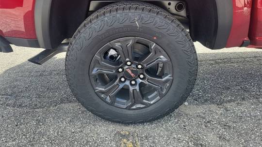 2024 GMC Canyon