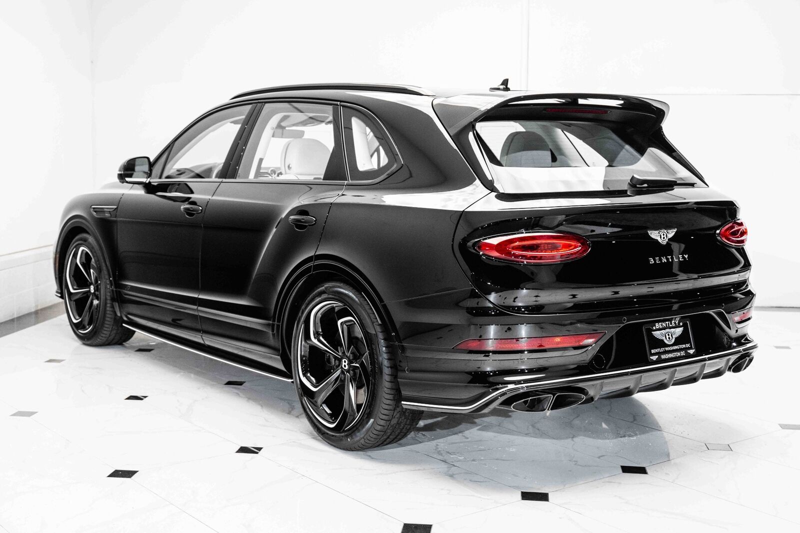 2024 bentley bentayga s v8