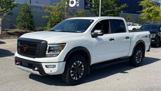 2024 Nissan Titan pro-4x