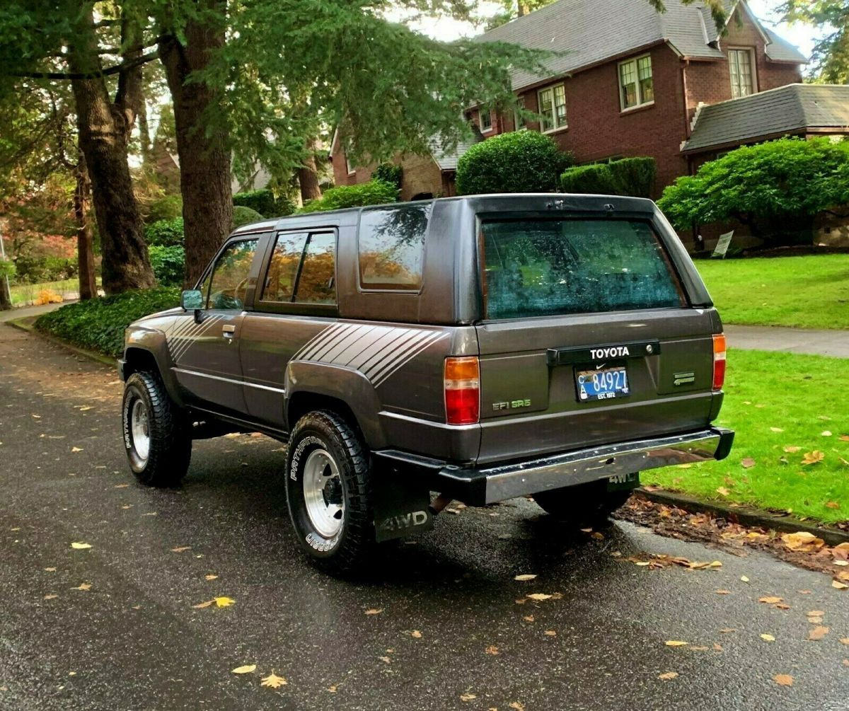 1988 toyota 4runner sr5 4x4 2dr suv 5-speed 2.4l 22re only 162k miles rust free