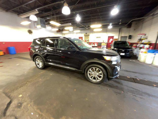 2022 ford explorer limited