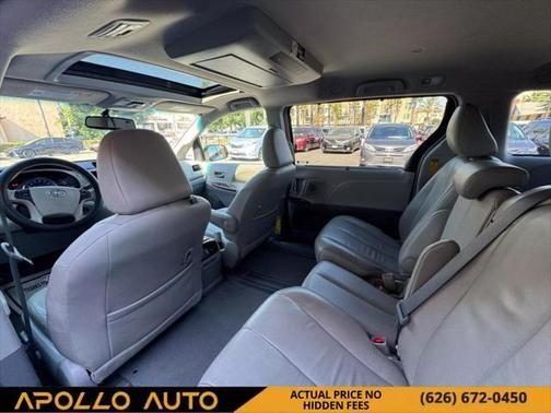 2014 toyota sienna