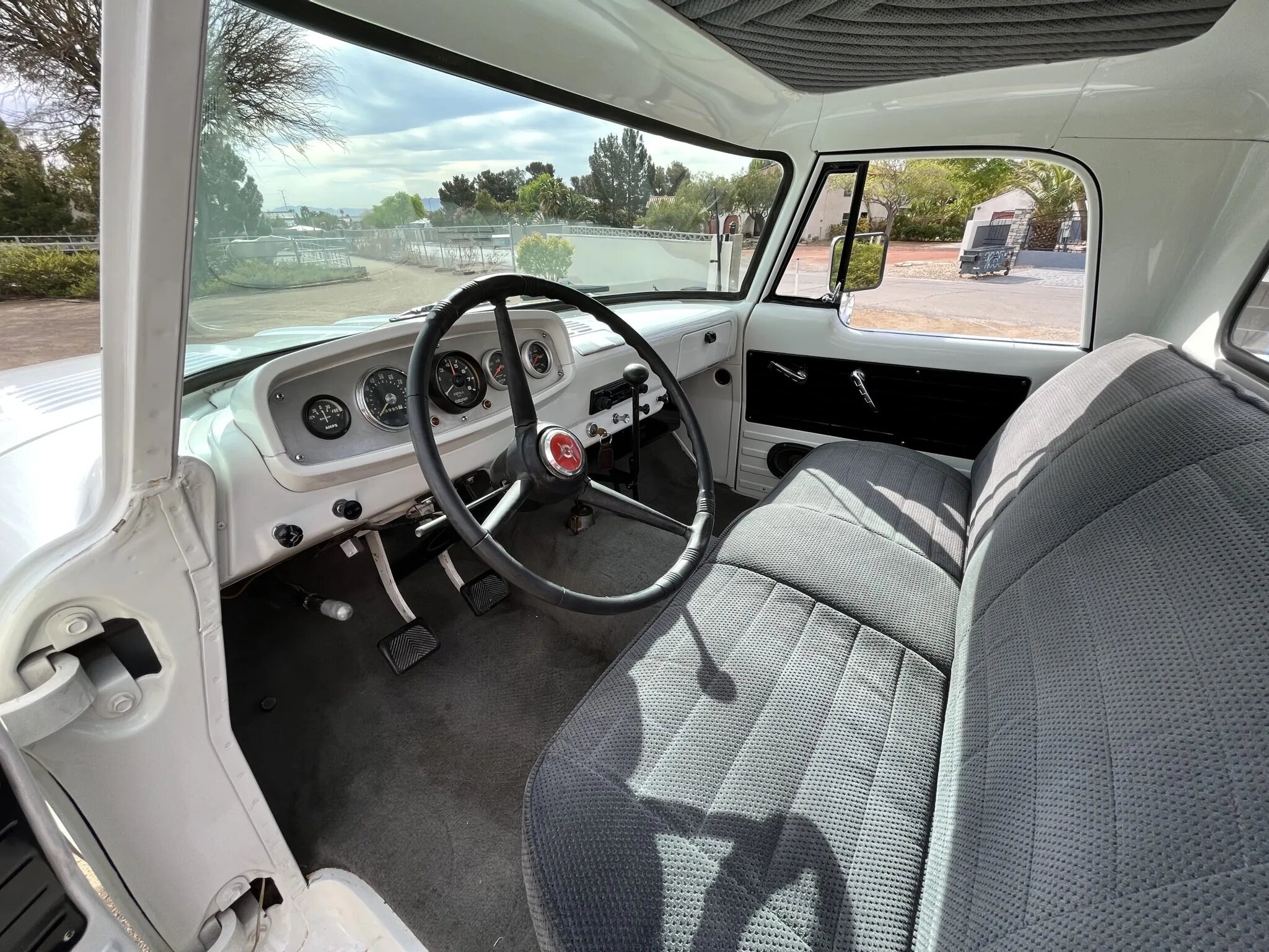 dodge w200
