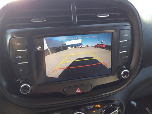 2023 kia soul lx