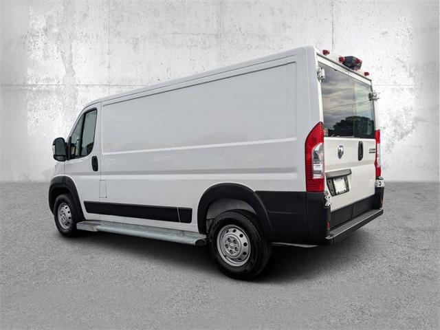 2023 ram promaster 2500 base