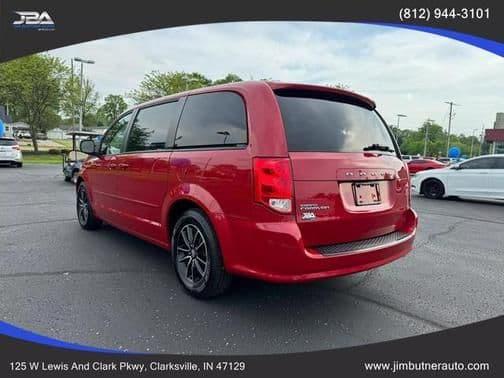 2016 dodge grand caravan sxt in cementville, indiana