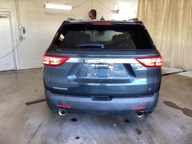 2021 chevrolet traverse lt cloth