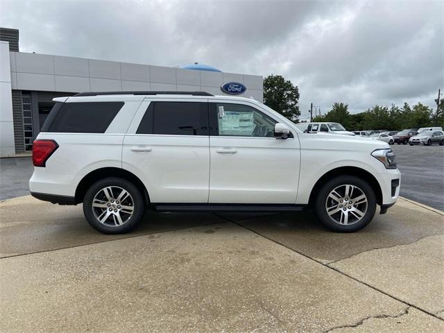 2024 ford expedition xlt